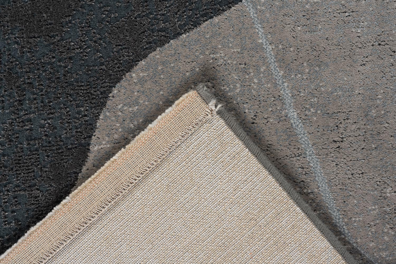 Canyon_Rug_052_0111_4848-5